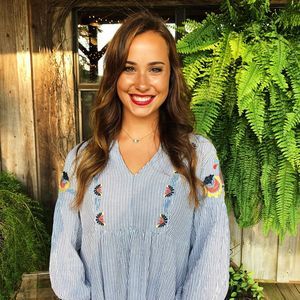 Meet your Posher, Anna